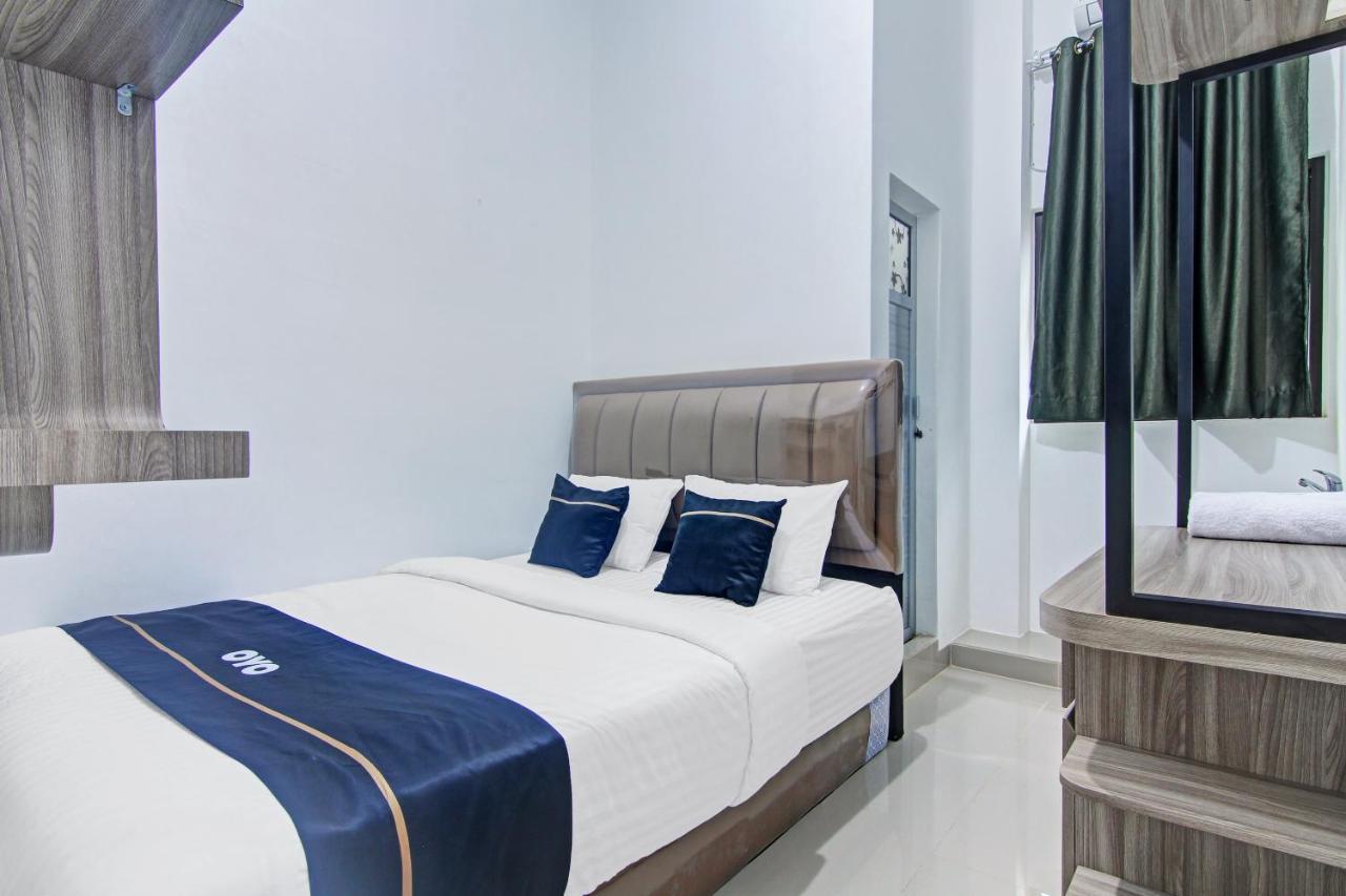 Oyo 90704 Nabila Residence Syariah ปาดัง ภายนอก รูปภาพ