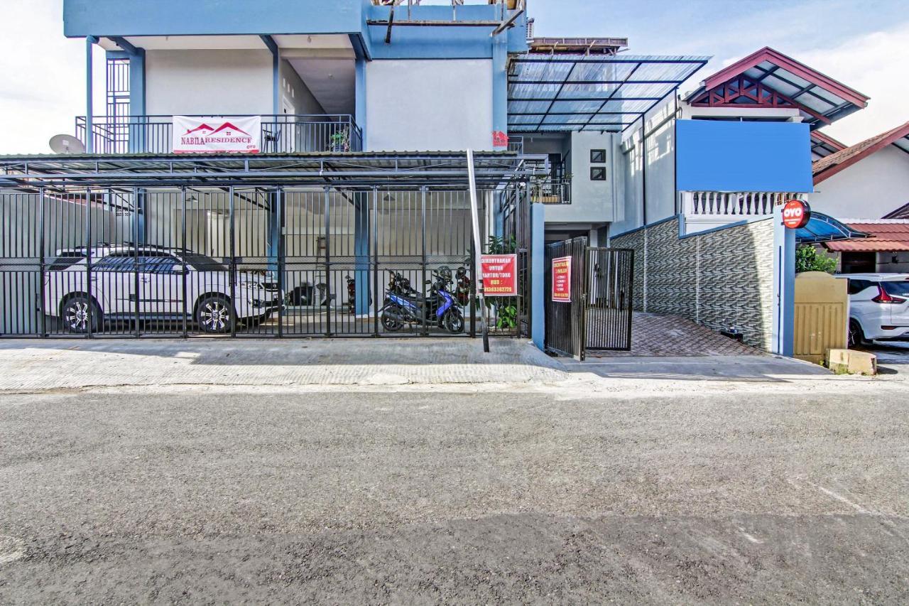 Oyo 90704 Nabila Residence Syariah ปาดัง ภายนอก รูปภาพ