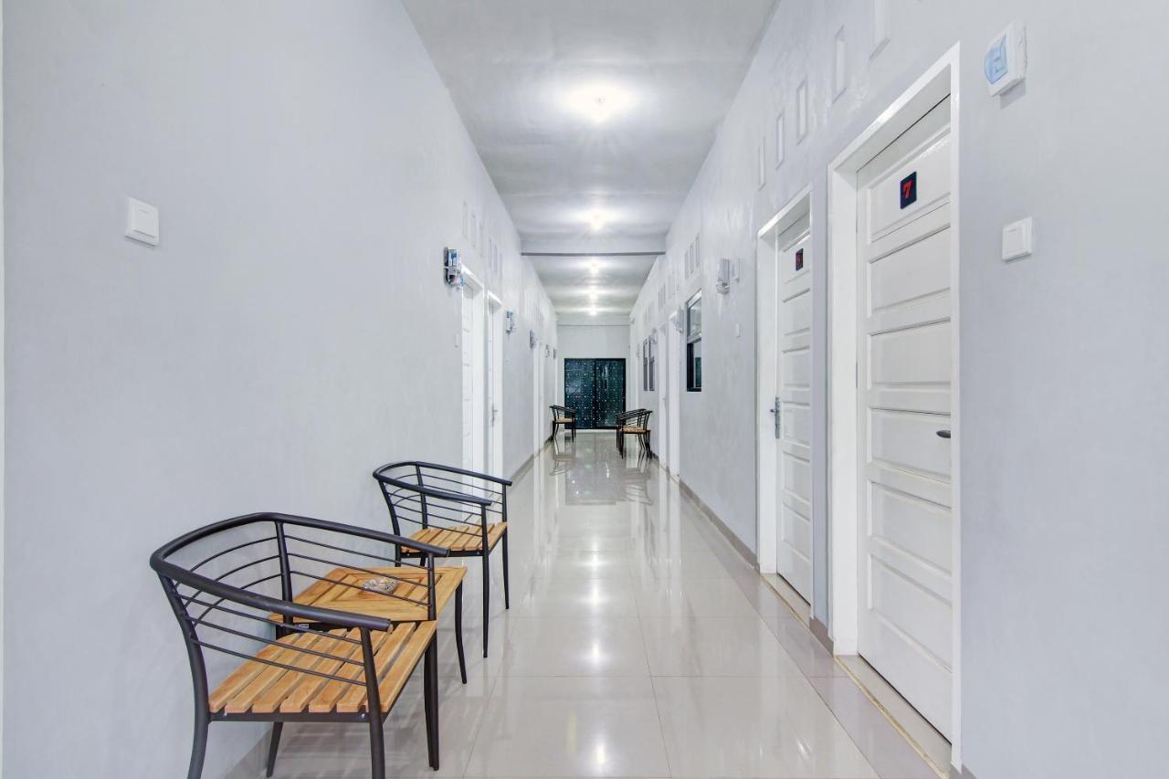 Oyo 90704 Nabila Residence Syariah ปาดัง ภายนอก รูปภาพ