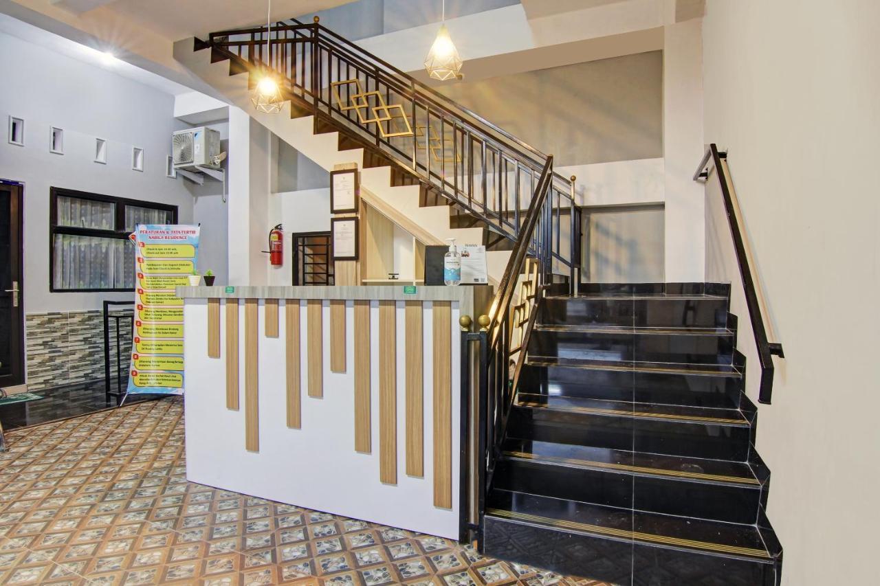 Oyo 90704 Nabila Residence Syariah ปาดัง ภายนอก รูปภาพ